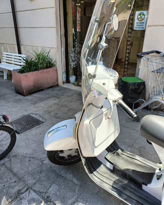 Vespa px151