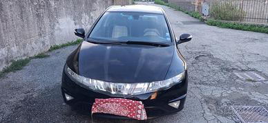 Auto Honda Civic  cilindrata 1400cc