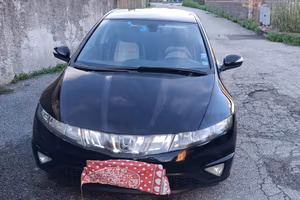 Auto Honda Civic  cilindrata 1400cc