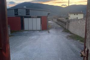 Capannone agricolo/commerciale