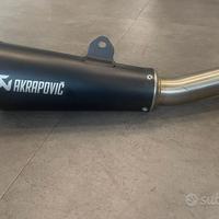 TUBO DI SCARICO AKRAPOVIC "SLIP-ON LINE"