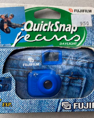 Fotocamera vintage FUJIFILM “USA E GETTA” 27 Exp.