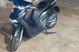 Honda SH 125i (2021)