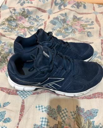 Reebok Uomo – Taglia 45 – Blu Notte & Bianco