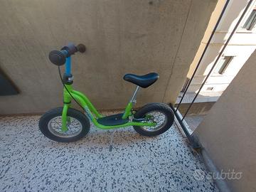 Bicicletta Puki a spinta (senza pedali)