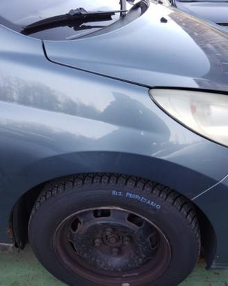 Parafango destro PEUGEOT 207 del 2007