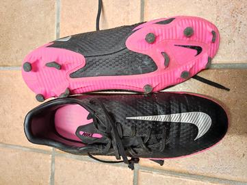 Scarpe calcio hot sale nike rosa