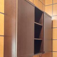 Arredo bagno in legno