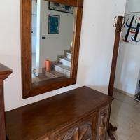 Vetrina in legno massiccio