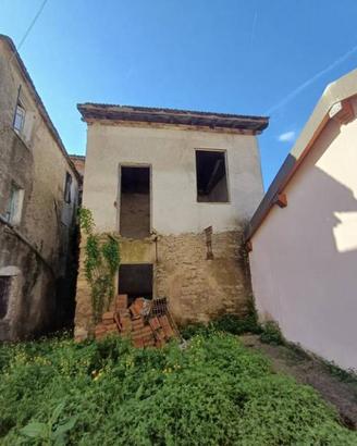 Immobile in asta di 989 m² a Bargagli