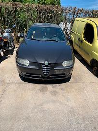 Ricambi Alfa A147 2004 - vari veicoli per ricambi