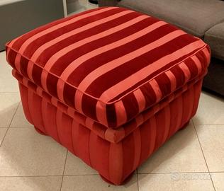 Pouf rettangolare in velluto rosso