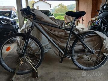 Mountain Bike Decathlon Rockrider 5.2 

