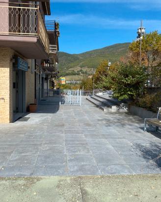 Locale in Viale della Rinascita, 1 - Viggiano