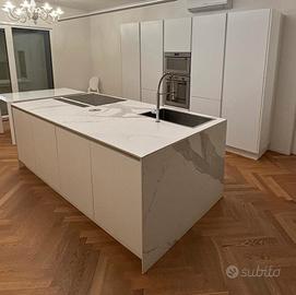 Cucina Lube con isola