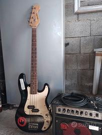 Basso con amplificatore