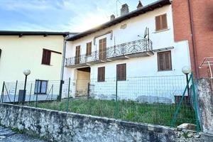 Casa semi indipendente con giardino