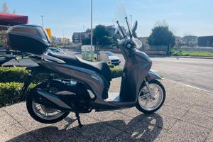 HONDA SH 350 TUTTO INCLUSO ANCHE PASSAGGIO!