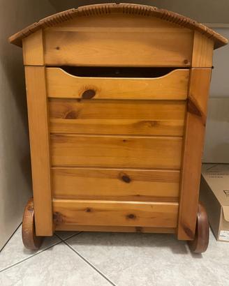 Cassapanca in legno