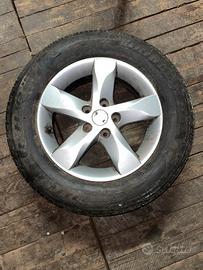 Quattro cerchi con gomma Nissan Qashqai