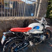 BMW r nine t urban gs