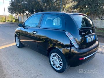 Lancia Ypsilon 1.4 Gpl Ecochic