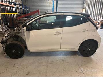 Toyota aygo 2016