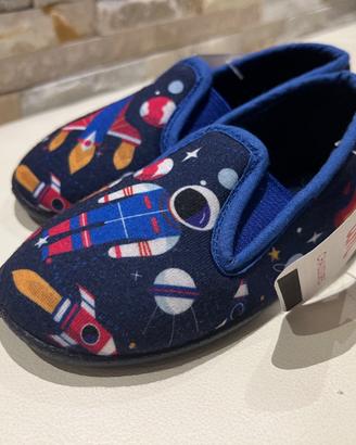 Pantofole bambino tg. 25 nuove