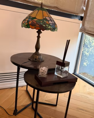 Tavolo con lampada