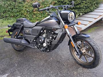 PROMO CUSTOM UM Renegade FREEDOM 300-MOT.A LIQUIDO