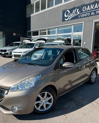 Peugeot 208 1.4 VTi 95 Neopatentati