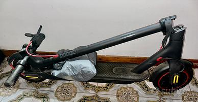 Monopattino Xiaomi M365 PRO