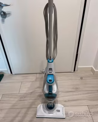 Lava pavimenti a vapore Black&Decker