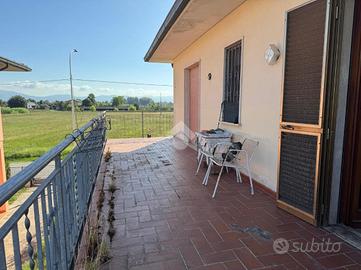 3 LOCALI A PONTE BUGGIANESE