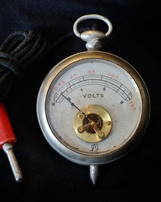 Antico Voltmetro