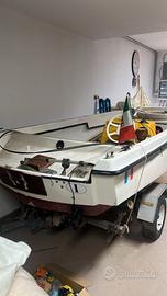 Barca tipo Boston Whaler