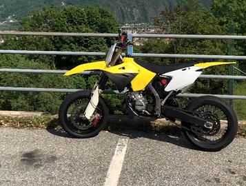 Suzuki rm 125/144 motard