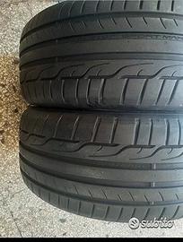 Coppia di pneumatici usati 225 40 19 dunlop