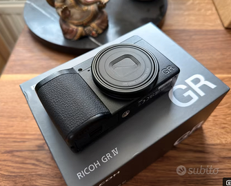 Ricoh GR IV