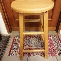 SGABELLO IN LEGNO