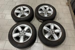 4 Ruote Complete VW T-Roc – Cerchi Originali 16”