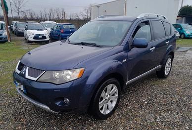 Mitsubishi Outlander 2.2 DI-D Instyle 7 p.ti DPF
