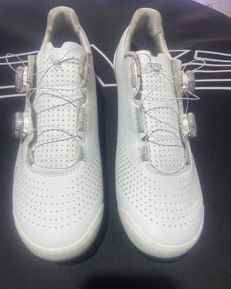 Scarpe ciclismo Trek Rsl metà prezzo di listino.