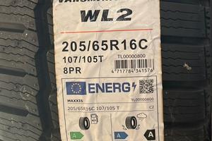 4 Pneumatici auto 205/65 R 16c gomme invernali