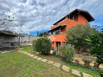 PORZIONE DI BIFAMILIARE A SAN CESAREO