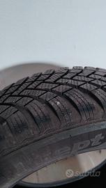 4 Pneumatici invernali 205/60 R16 Hankook