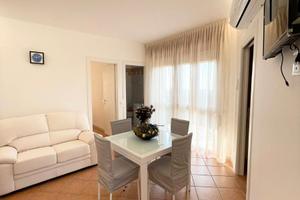 Piazza Europa vista mare 80metri