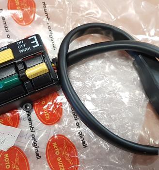 GU28738040 devio luci sx V35 LeMans 850 T5 SP