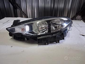 Faro anteriore fiat tipo 2017