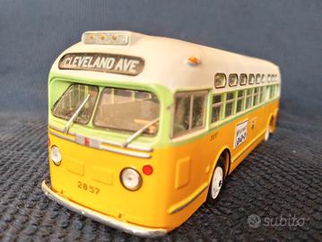 Autobus scala 1/43